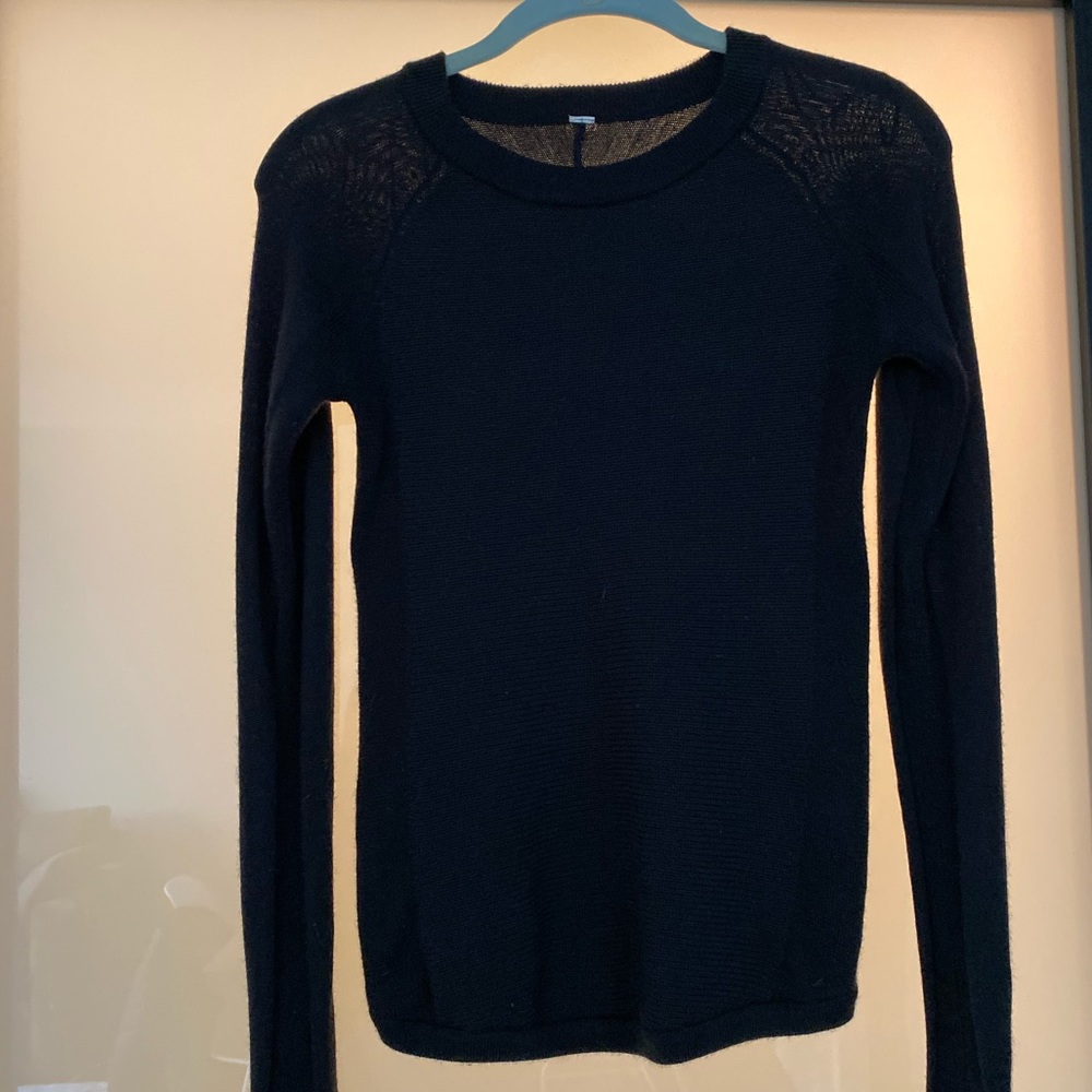 Lulu Lemon yoga sweater